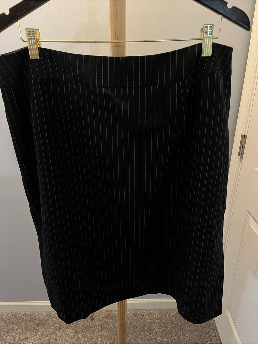 Classic Black Pinstripe 100% Wool A-Line Skirt Size 18